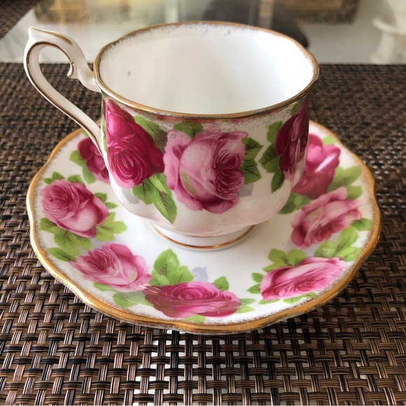 Royal Albert Bone China England Rose Tea Cup Plate Set - Picture 1 of 6